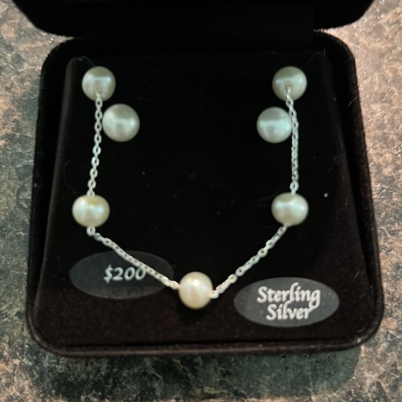 🔥NWT Sterling Silver Pearl necklace & Pearl earrings💗💗 - Picture 2 of 2